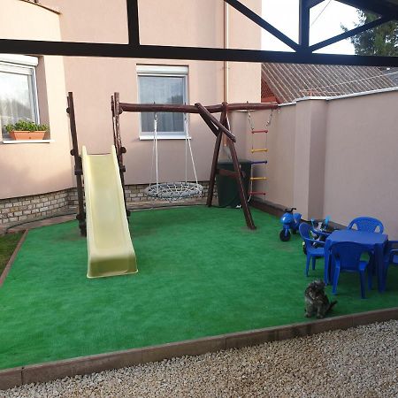 Anda vendégház Harkány Extérieur photo