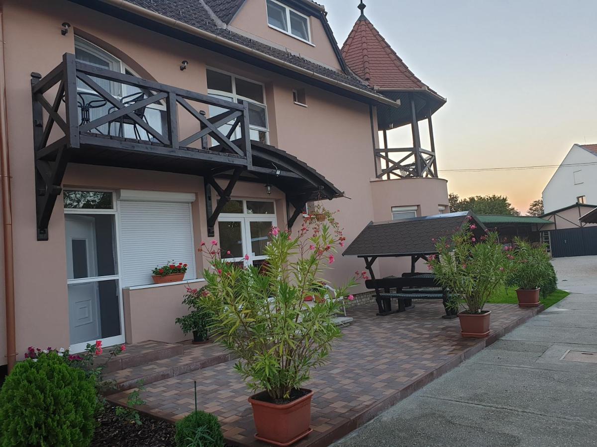 Anda vendégház Harkány Extérieur photo